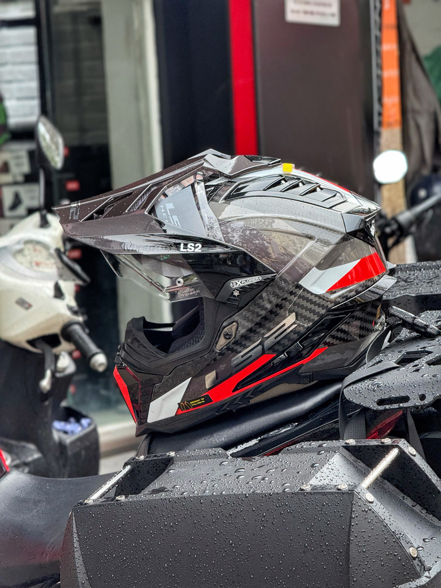 LS2 MX701 Explorer Carbon Đỏ Titan