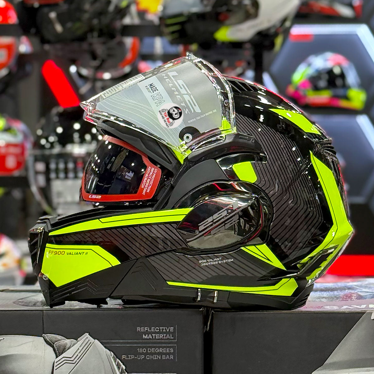 LS2 Valiant II Revo Đen Xanh FF900