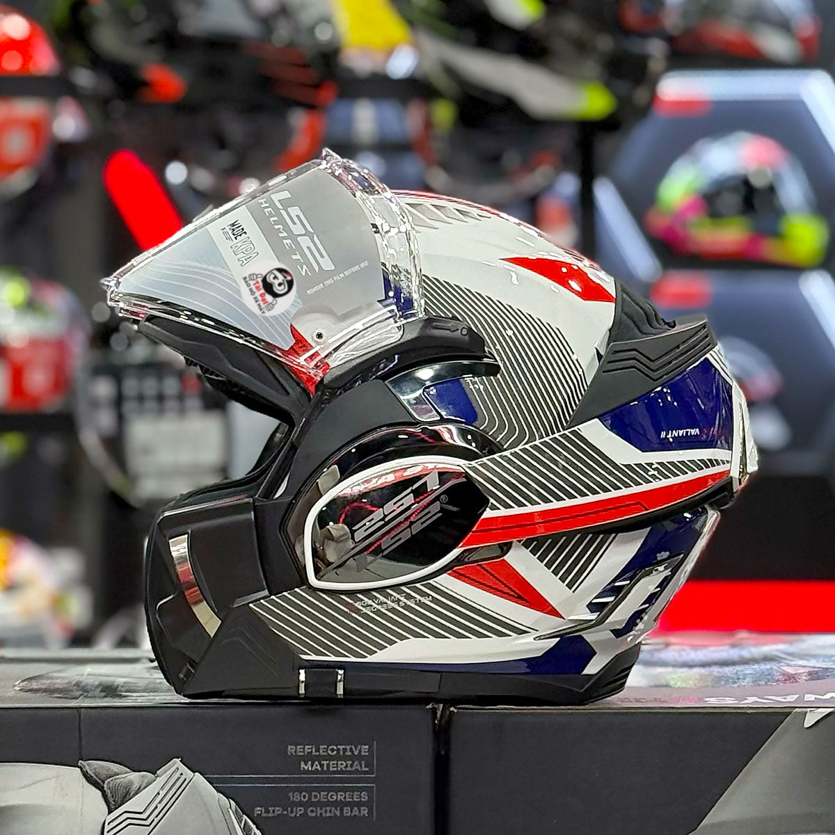 LS2 FF900 Valiant II Revo WRB