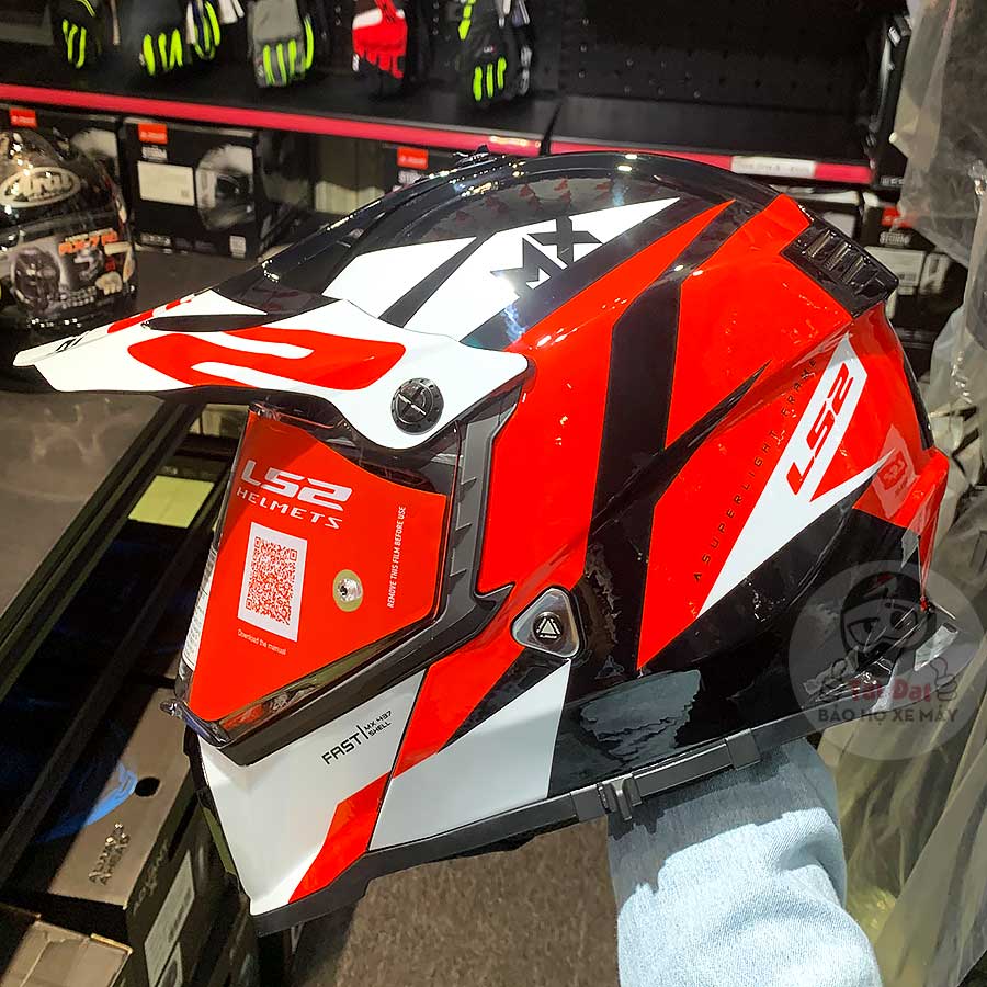 LS2 Pioneer Strike Trắng đỏ MX436