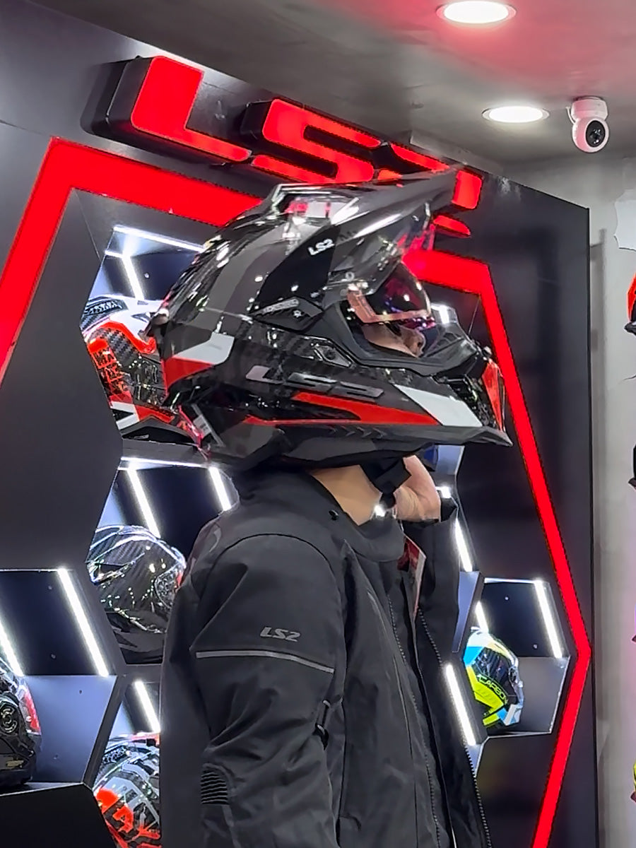 LS2 MX701 Explorer Carbon Đỏ Titan