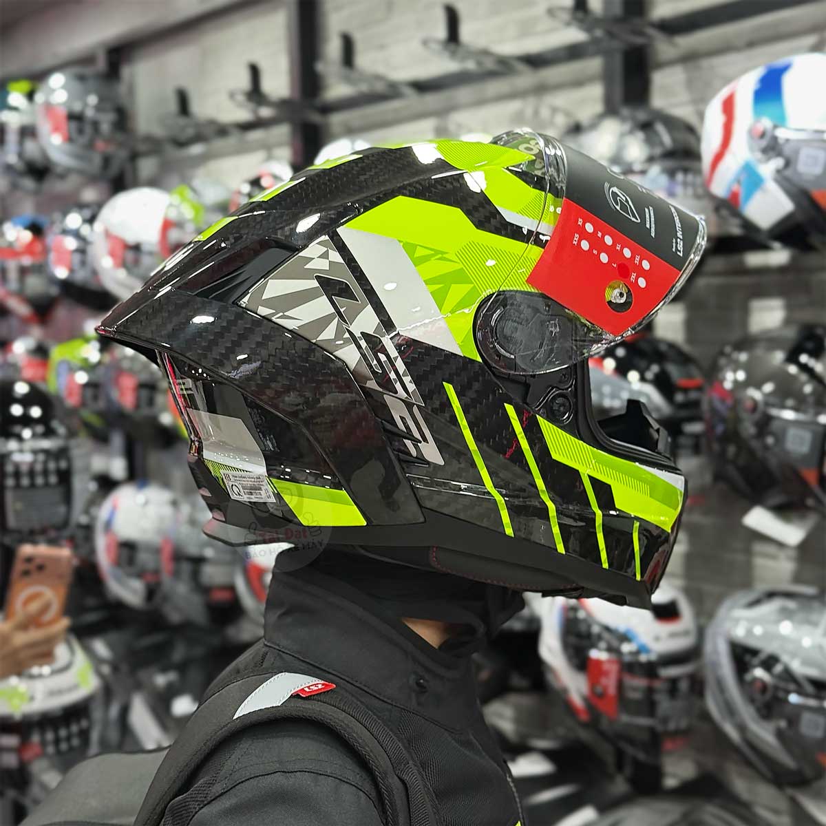 LS2 Dragon FF807 Carbon Trax Yellow