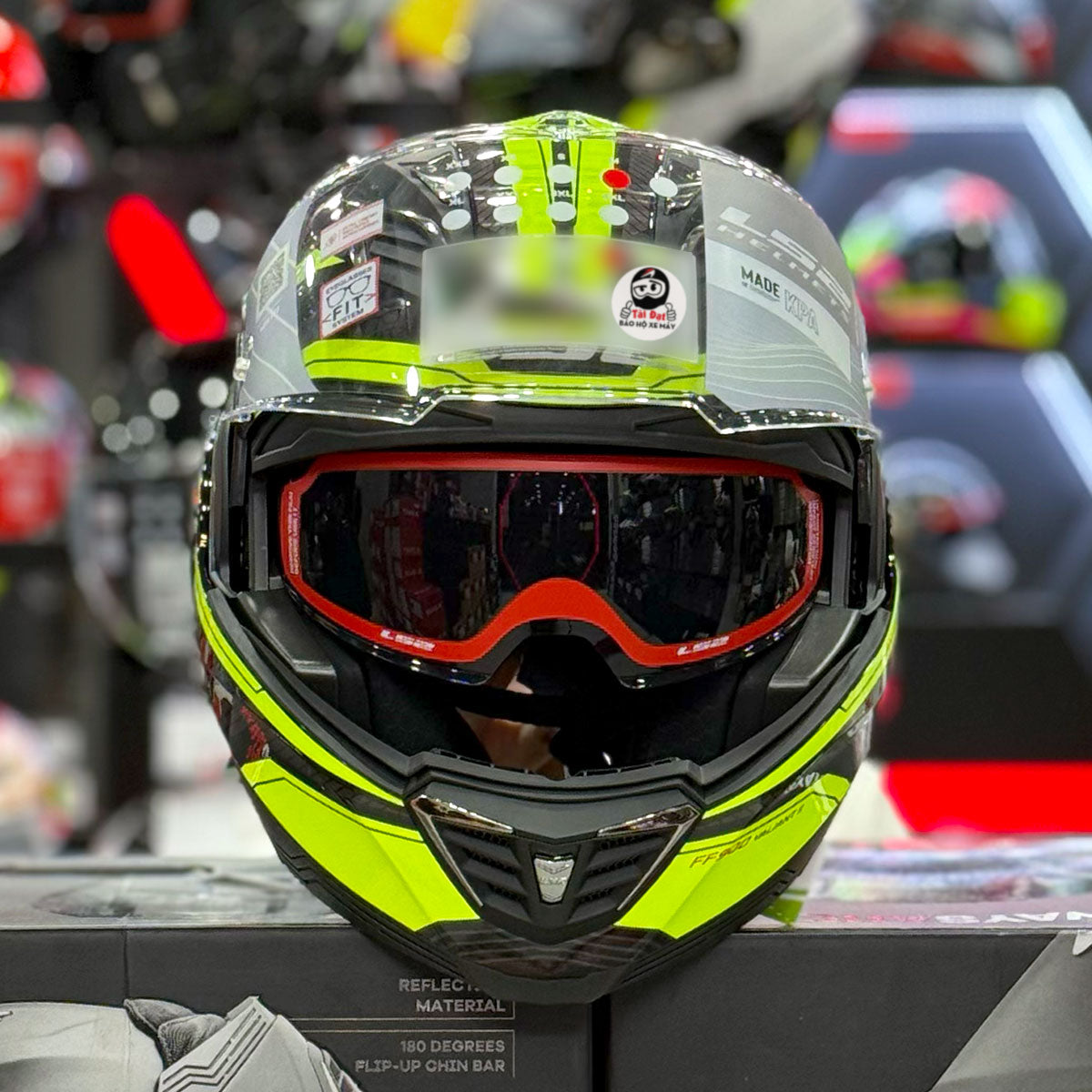 LS2 Valiant II Revo Đen Xanh FF900