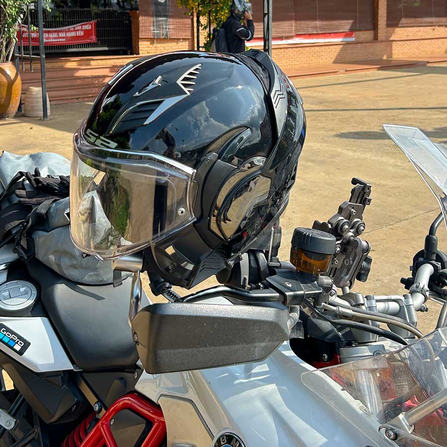 LS2 Advant X FF901 Đen bóng